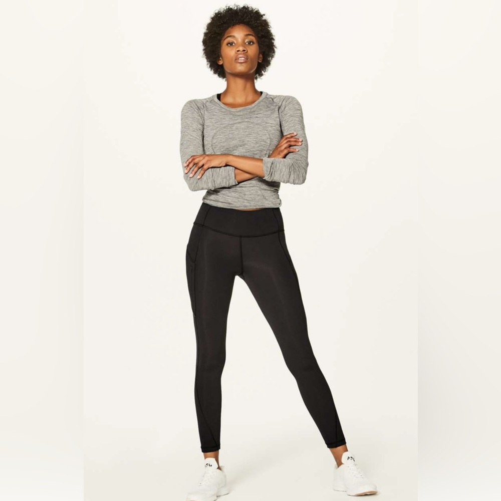 Lululemon running tights with pockets and runched leg